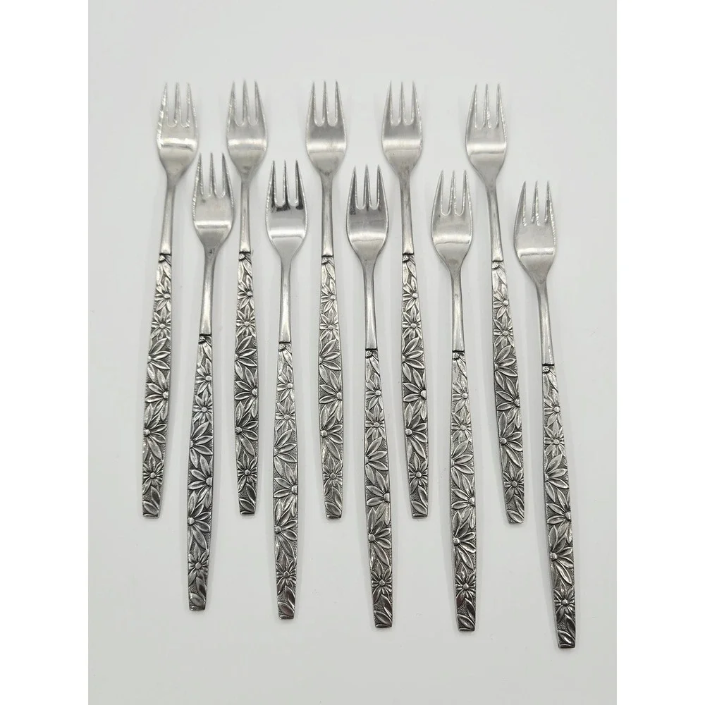 Vintage Northland Oneida OHS100 Daisy Appetizer Fork Lot of 10 Japan Stainless